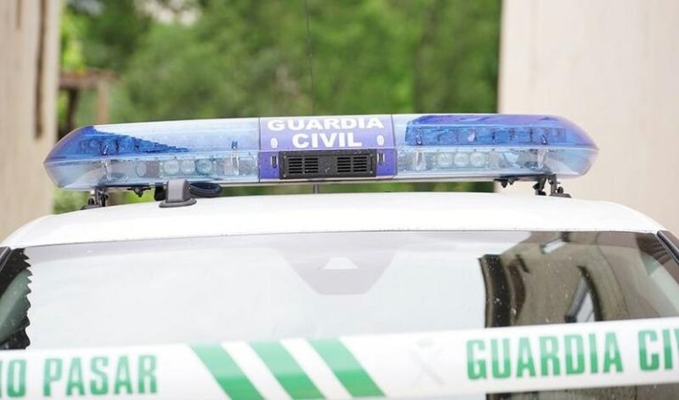 Detenido un hombre por apuñalar presuntamente a su pareja en Guardamar del Segura (Alicante)