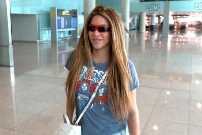 ¡Última hora! Shakira abandona España