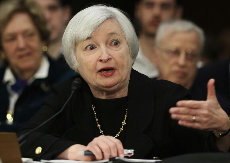 Yellen espera cierta consolidación en el sector bancario de EE.UU. tras las turbulencias