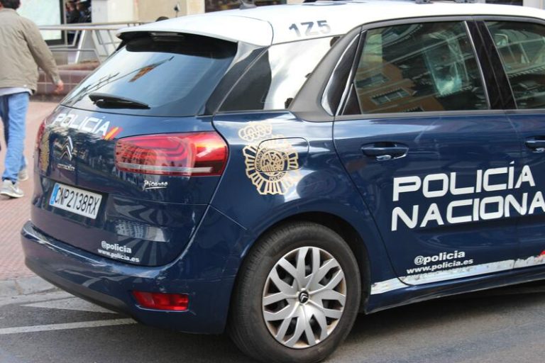 La Policía alerta de estafas vacacionales en verano mediante 