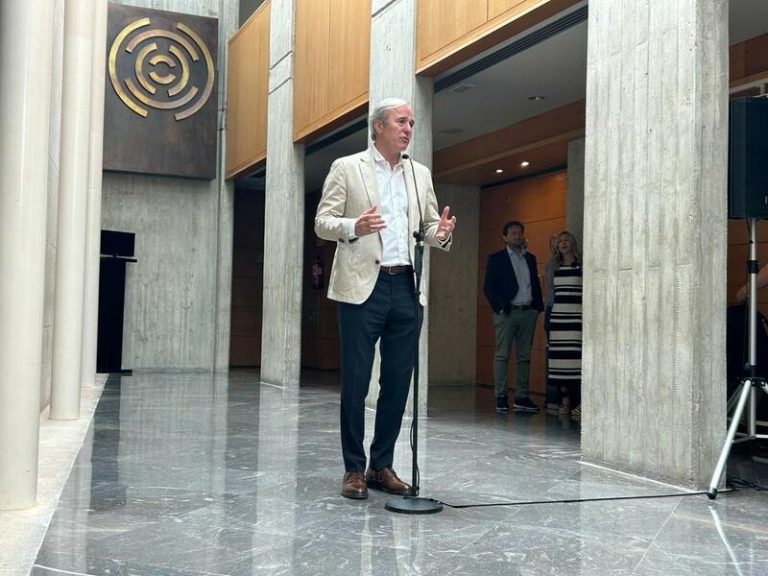 Azcón, sobre violencia intrafamiliar del pacto entre PP y Vox: 