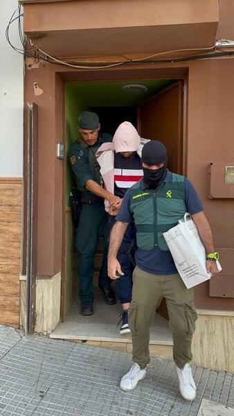 Un detenido en un pueblo de Huelva por difundir propaganda de DAESH entre la comunidad musulmana y por internet