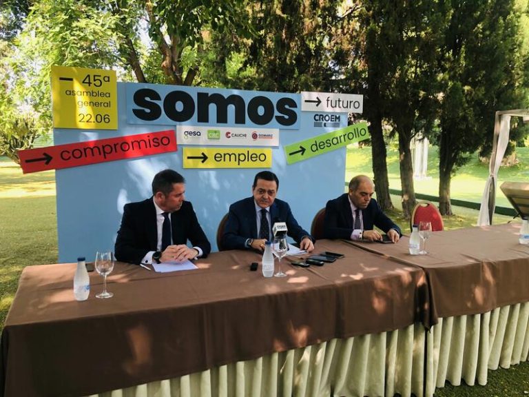 La patronal de Murcia pide un gobierno 