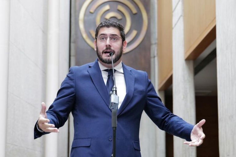 Vox Aragón quiere entrar en el Gobierno de la CCAA, pero aún no han hablado con qué fórmulas