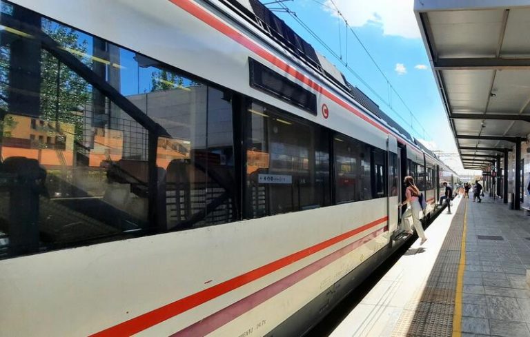 Renfe abre nuevos centros de formación de maquinistas en Zaragoza, Oviedo y Málaga