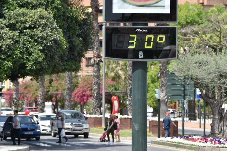 Las altas temperaturas, las lluvias y las tormentas tendrán en aviso a 19 provincias españolas