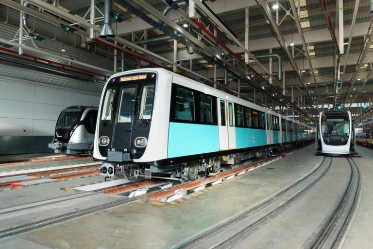 CAF logra una ampliación del contrato para el suministro de 11 trenes DLR en Londres por 90 millones de euros