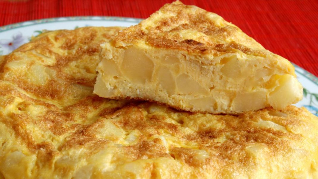 Cómo preparar la tortilla de patatas de Mercadona para que quede más jugosa
