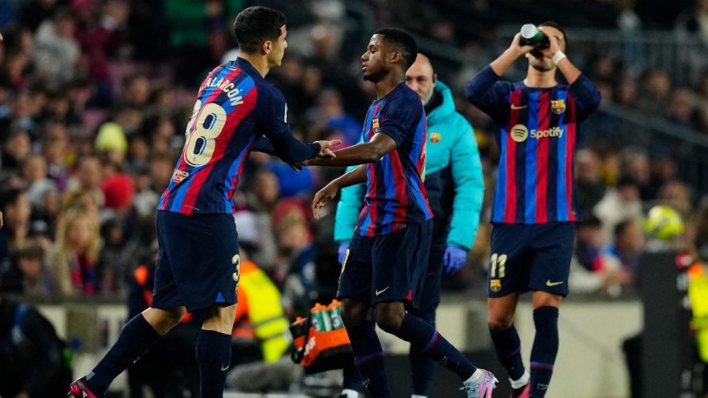 Los problemas del Barça para dar salida a Ferrán Torres y Ansu Fati 24 Ansu Fati tampoco acepta negociar con los culés