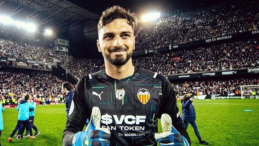 Mamardashvili mete al Valencia CF en un lío con el Newcastle: fecha límite 1 Mamardashvili