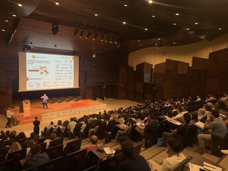 Dobuss presenta en el eCongress de Málaga las claves del éxito en marketplaces