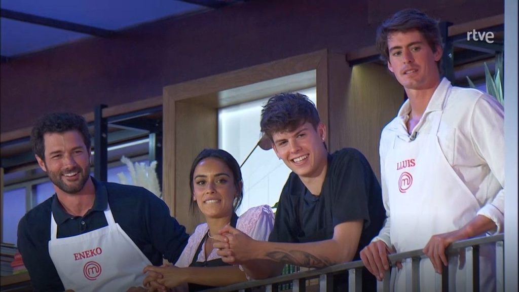 El primero en presentar su elaboración a los jueces de MasterChef