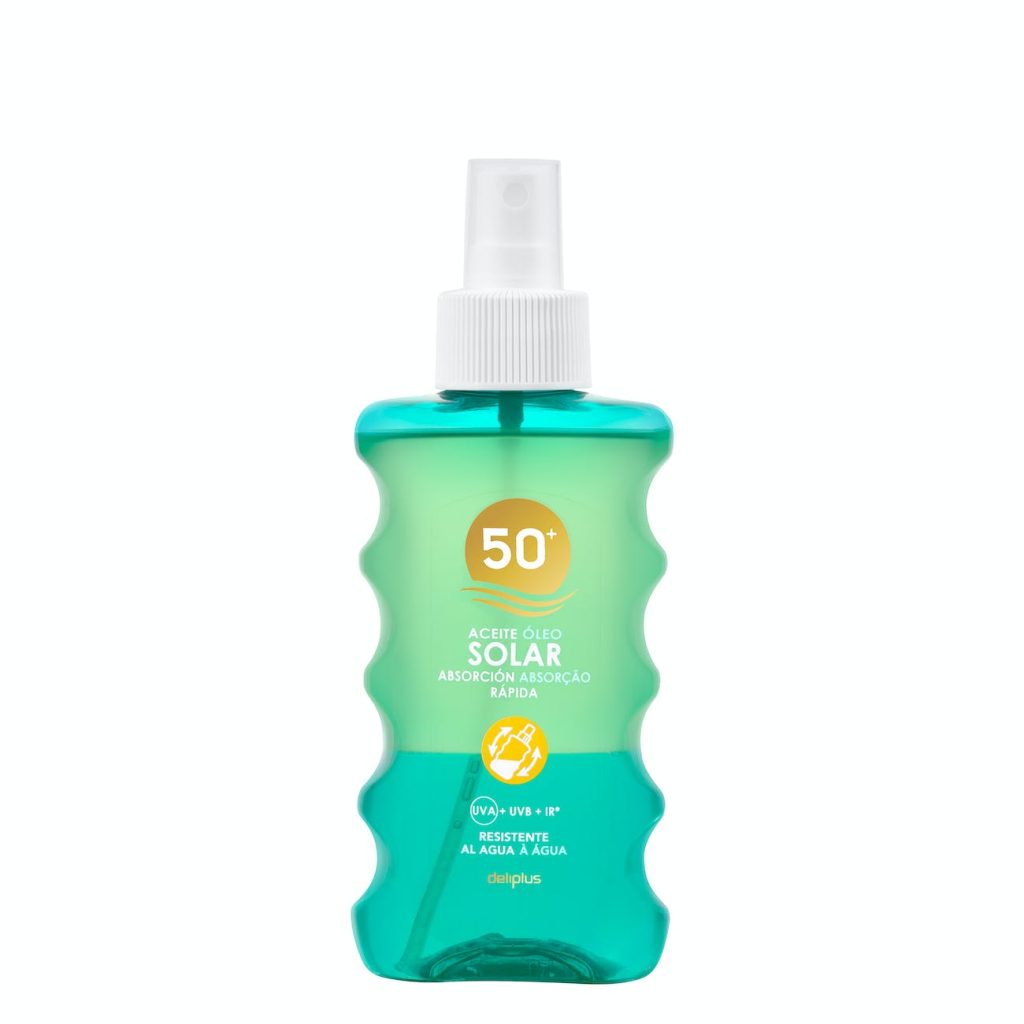 El Aceite solar con protector FPS 50 Deliplus de 200 ml por 7 euros
