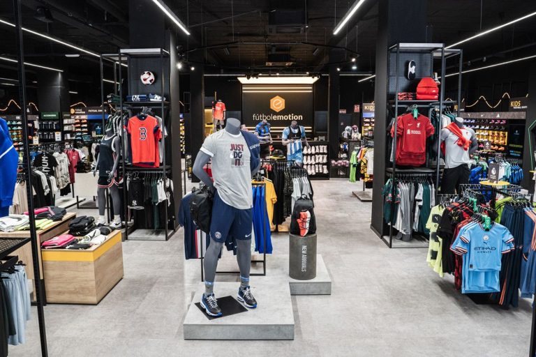 Fútbol Emotion abre sus puertas en Valladolid bajo un innovador concepto de tienda para el futbolista