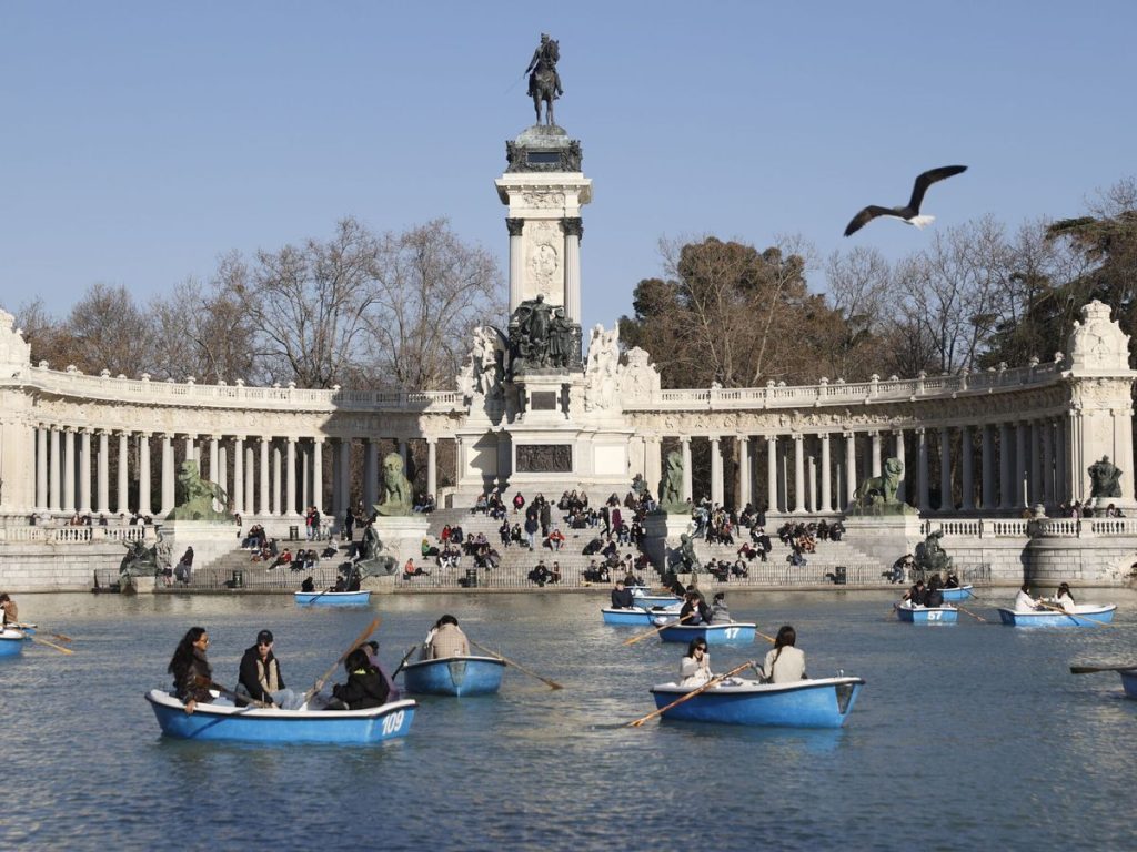 10 mejores lugares de Madrid para conocer gente 2 Parque El Retiro