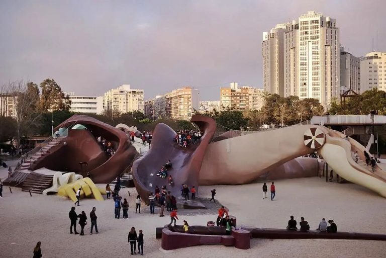 Parques más originales de España para disfrutar en familia