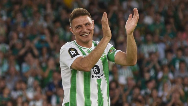 Joaquín a los mandos del próximo fichaje estrella del Betis