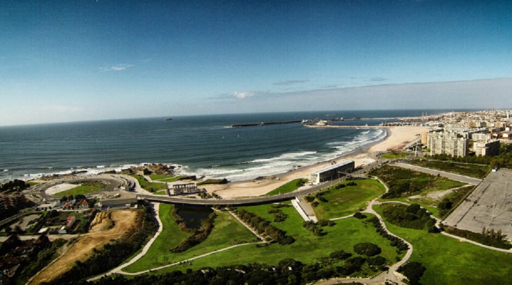 Ventajas de alquilar un coche en Oporto