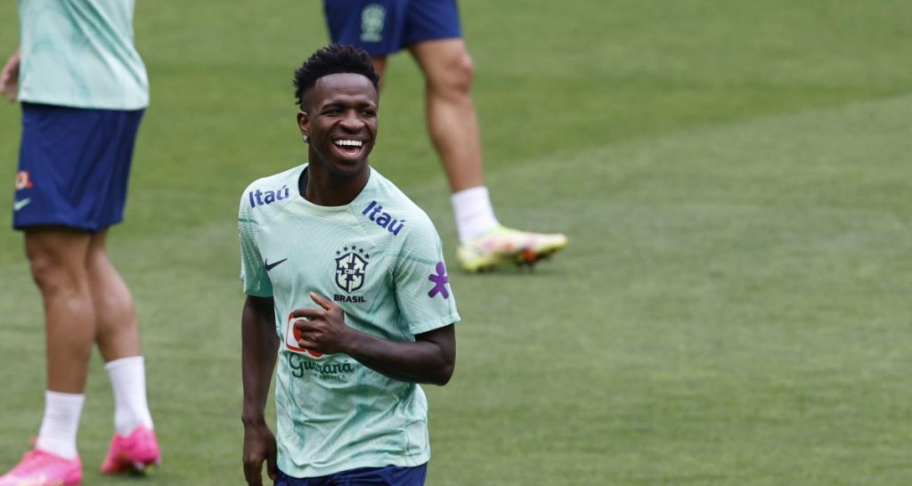 Las sorprendentes cifras millonarias del nuevo contrato de Vinícius 40 Ya empezarán a medirlo con los grandes