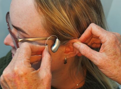 audífonos para sordos