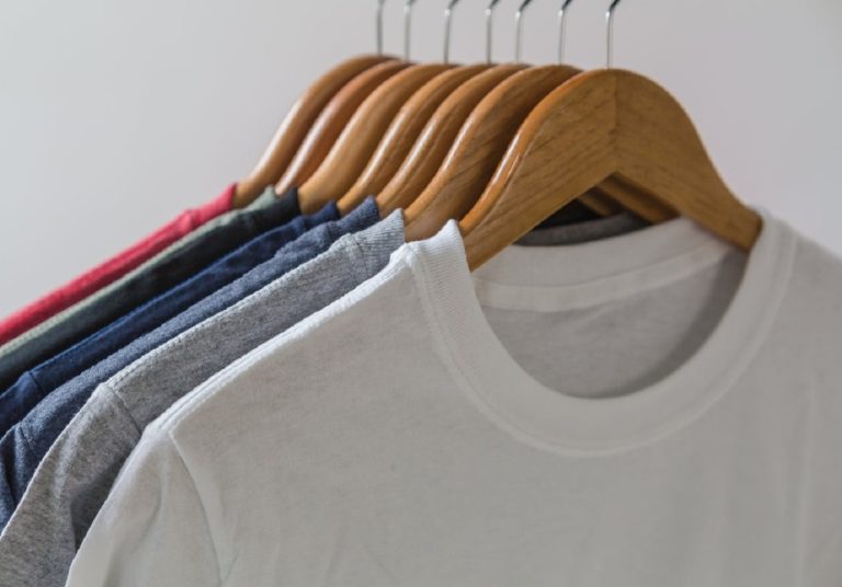 Papel de las camisetas personalizadas para posicionar una marca