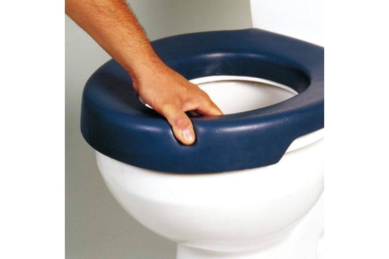 En Tapadelwater.com, el cliente puede comprar la tapa de váter que necesita entre una extensa gama de modelos