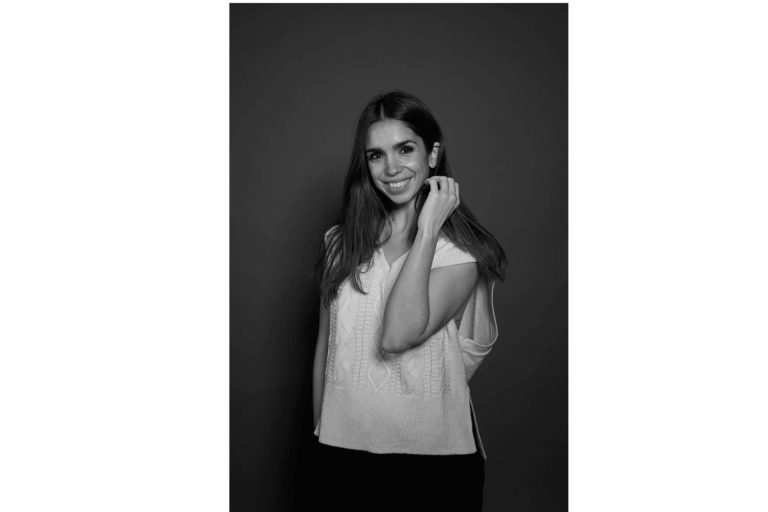 Elena Furiase ha publicado su primer libro de la mano de Círculo Rojo