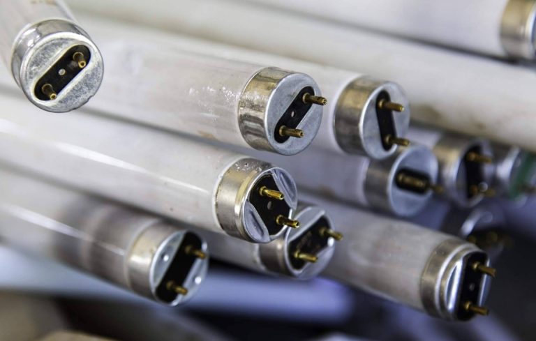 Cuáles son las ventajas de tener tubos fluorescentes como iluminación