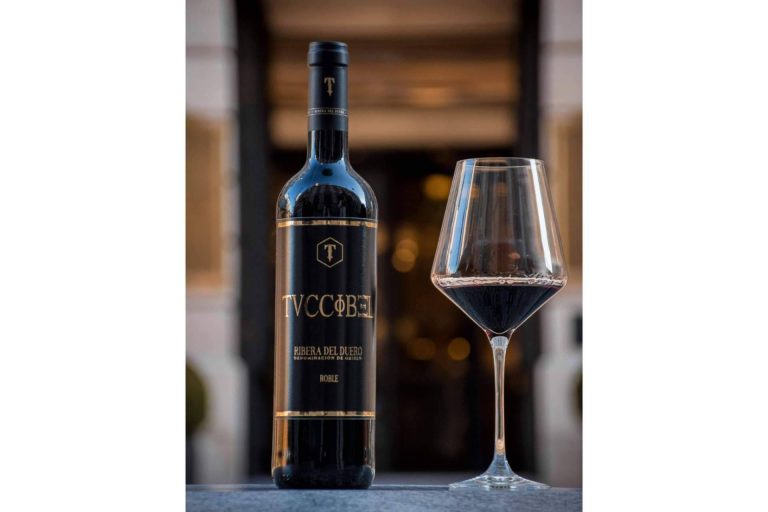 Vinopremier incorpora Tuccibel a su catálogo físico y online