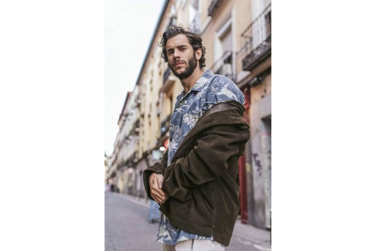 Sebas Mata presenta su primer single 'Cómo Olvidarte'