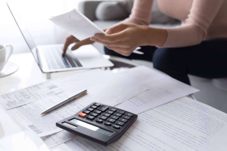 Ahorrar para comprar una vivienda, ¿por dónde empezar?