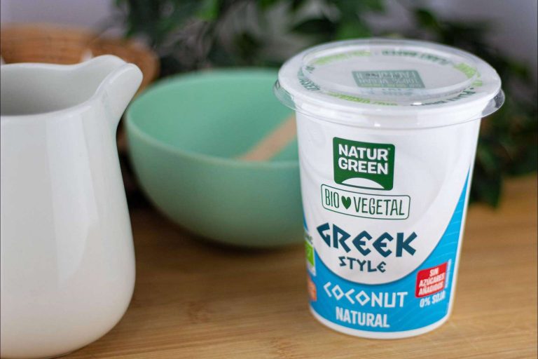 Biogurt vegetal ecológico estilo griego, lanzado por NaturGreen