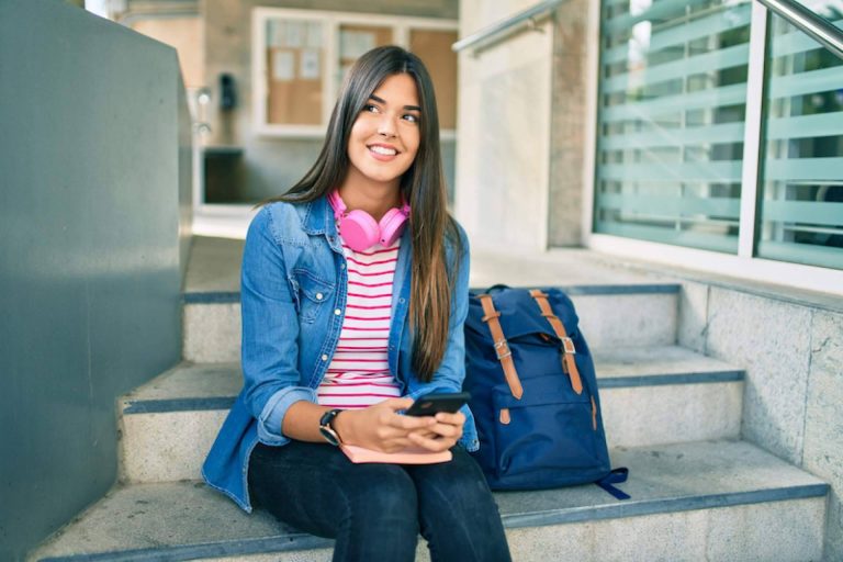 Pioneros en fomentar una mentalidad disruptiva para aprovechar la Inteligencia Artificial en el ámbito educativo