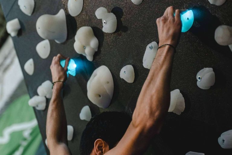 ¿Por qué se deben escoger los sistemas de escalada Shiny Wall?