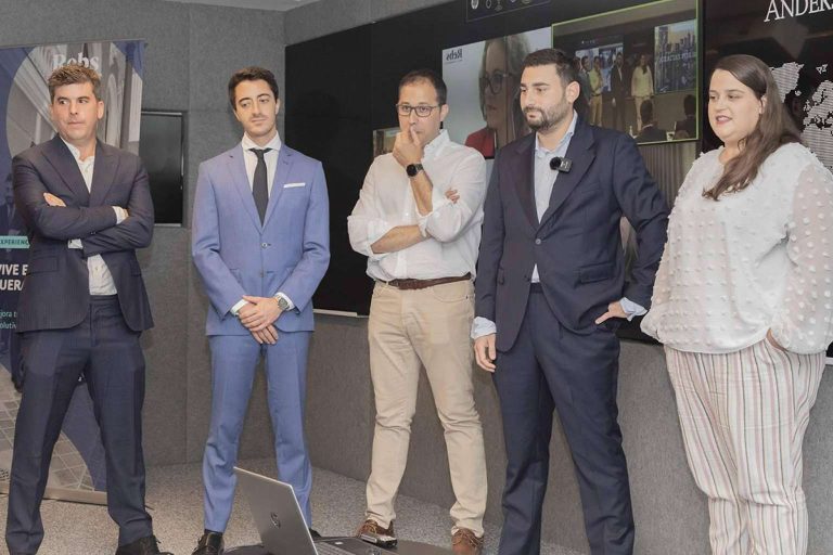 Real Estate Business School dispone de un programa que ofrece una visión integral del sector inmobiliario