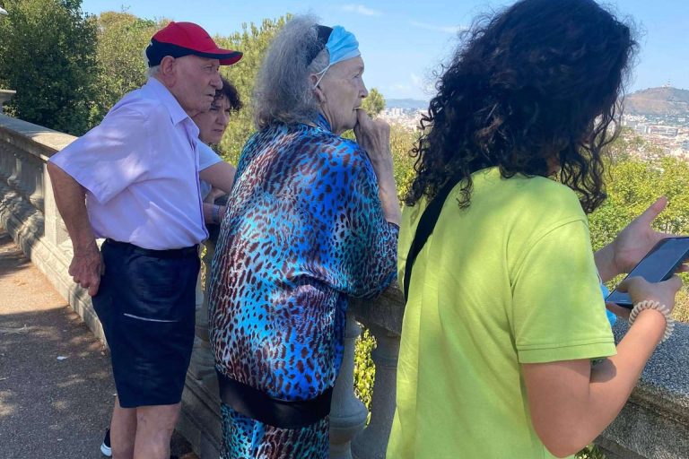 Acerca de la problemática de la soledad y el aislamiento de las personas mayores, por Dia Actiu