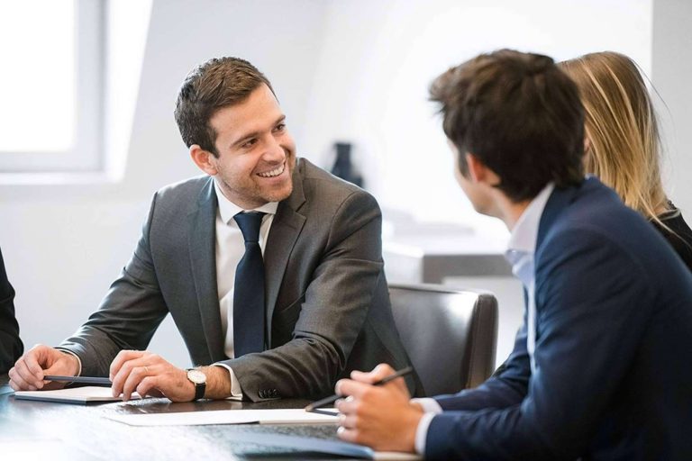 Búsqueda de socios o financiación con la ayuda de un asesoramiento estratégico