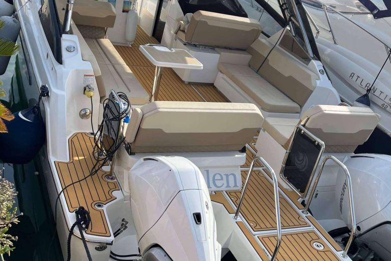 Teca sintética 4deck, con Nautic Services