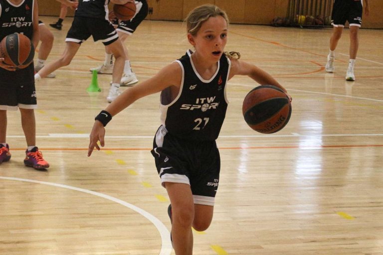 Vacaciones de verano para deportistas jóvenes y niños de la mano de ITW Sport