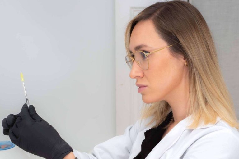 La doctora gallega Sandra Hermida rompe todos los mitos de la medicina estética