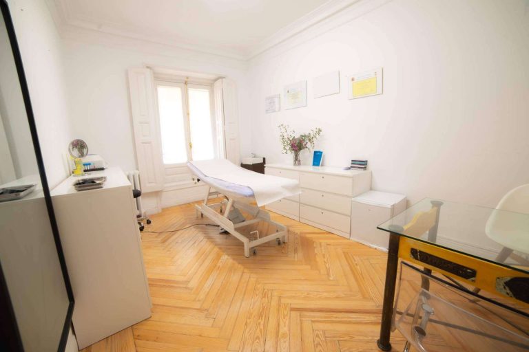 Conseguir unos labios 100 % naturales gracias a la técnica en dos pasos de la doctora Sandra Hermida