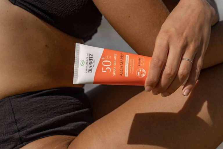 Una de las mejores selecciones de protectores solares minerales está disponible en All Yours