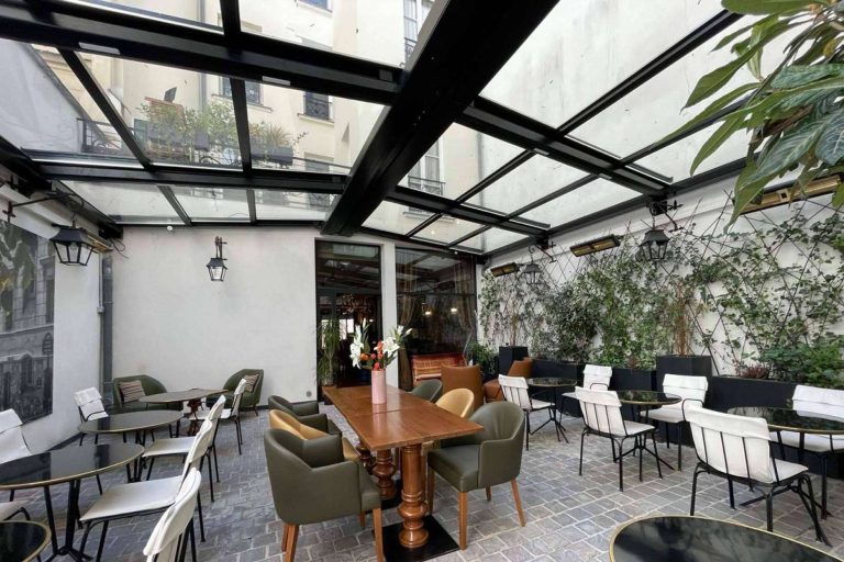 Instalación de techos para patios interiores, con Airclos