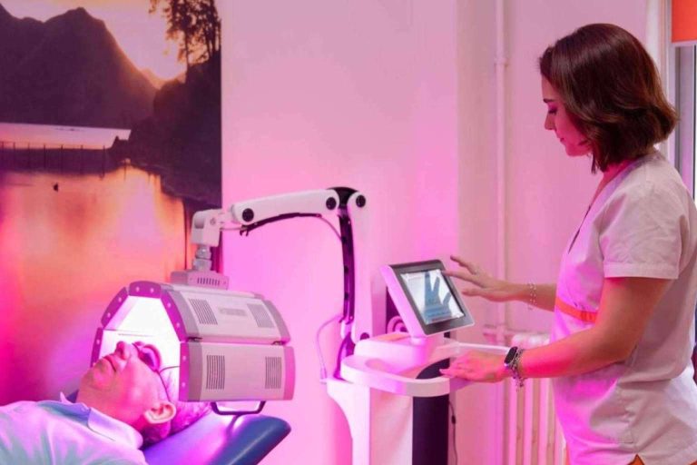 Innovadora fototerapia LED capilar; el tratamiento no invasivo para combatir la caída del cabello