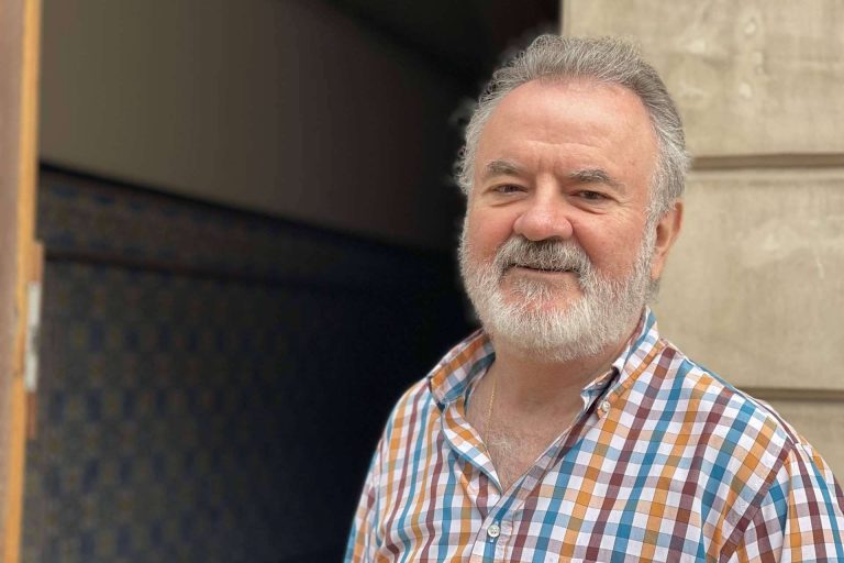 Ejercicios resueltos online de Física, Química y Matemáticas de Bachillerato y ESO