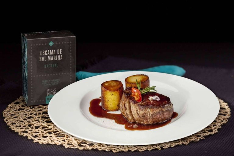 La sal en escamas de Bras del Port permite realzar el sabor de los platos