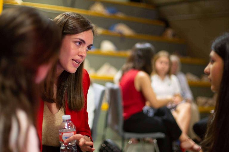 Aprovechando el Día Internacional de la Mujer en la Ingeniería, Womenalia pone en marcha #YoSoyIngenierA 2023 para fomentar las profesiones STEM