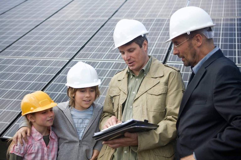 Instaladores de paneles solares. Qué buscar y qué evitar