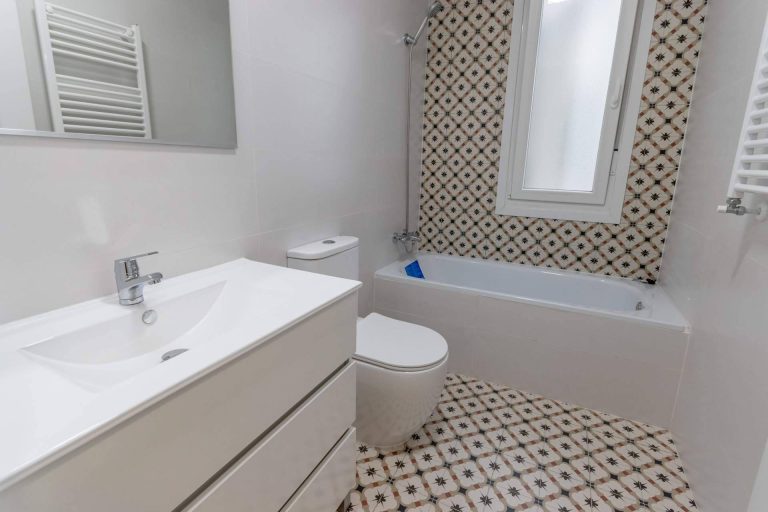 Reformas de baño con Fácil Reformas. Todo lo que se necesita para un baño ideal