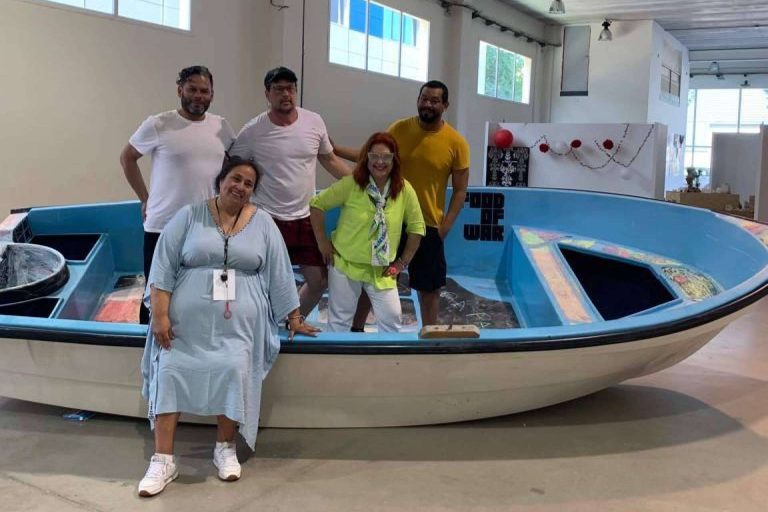 La impactante actuación 'Cuando el agua es un santuario más seguro que la tierra' sacudió el Festival Internacional de Performance de Palma de Mallorca